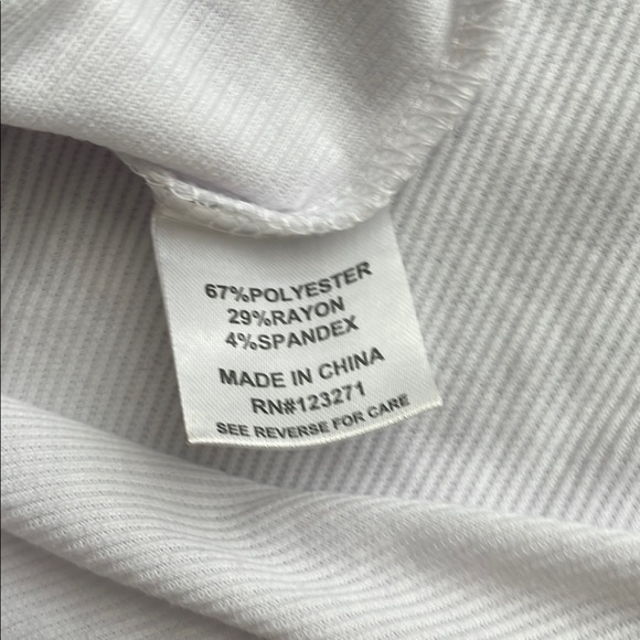 Self Love Club Women Size Small Cap Sleeve Crew Neck T-Shirt - Picture 7 of 7